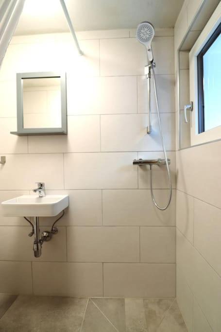 Schickes Zimmer Mit Top-Ausstattung In Idealer Lage 费尔德基希 外观 照片